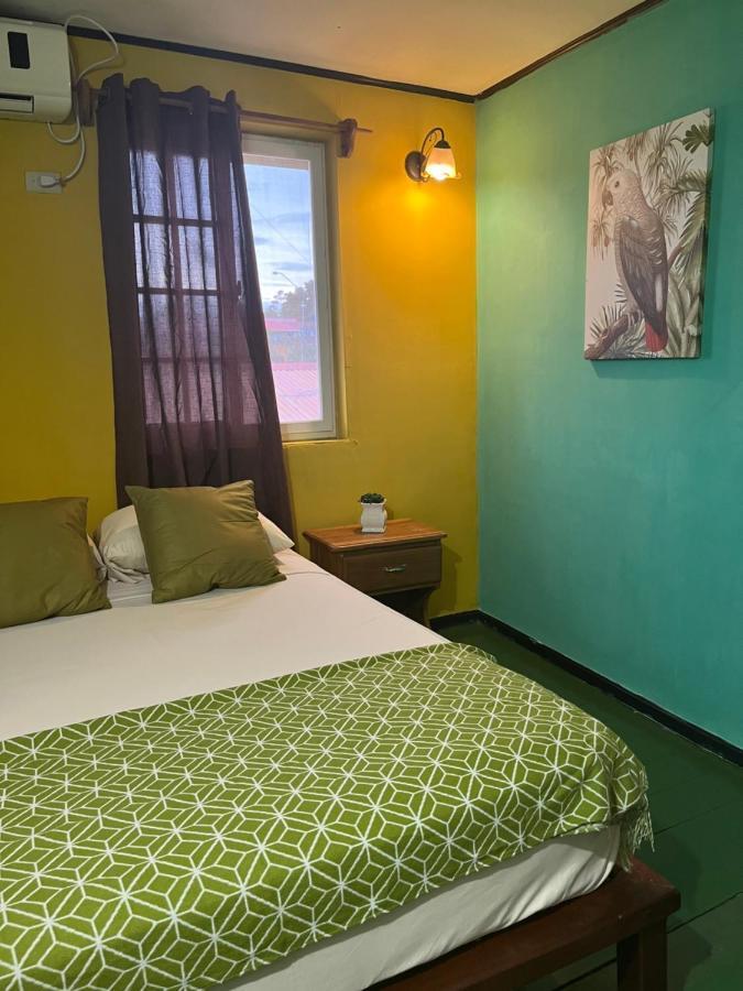 Hostal Cay Bastimentos Extérieur photo