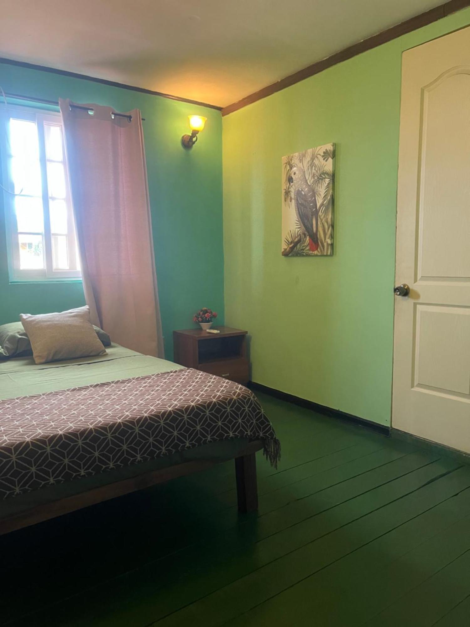 Hostal Cay Bastimentos Extérieur photo