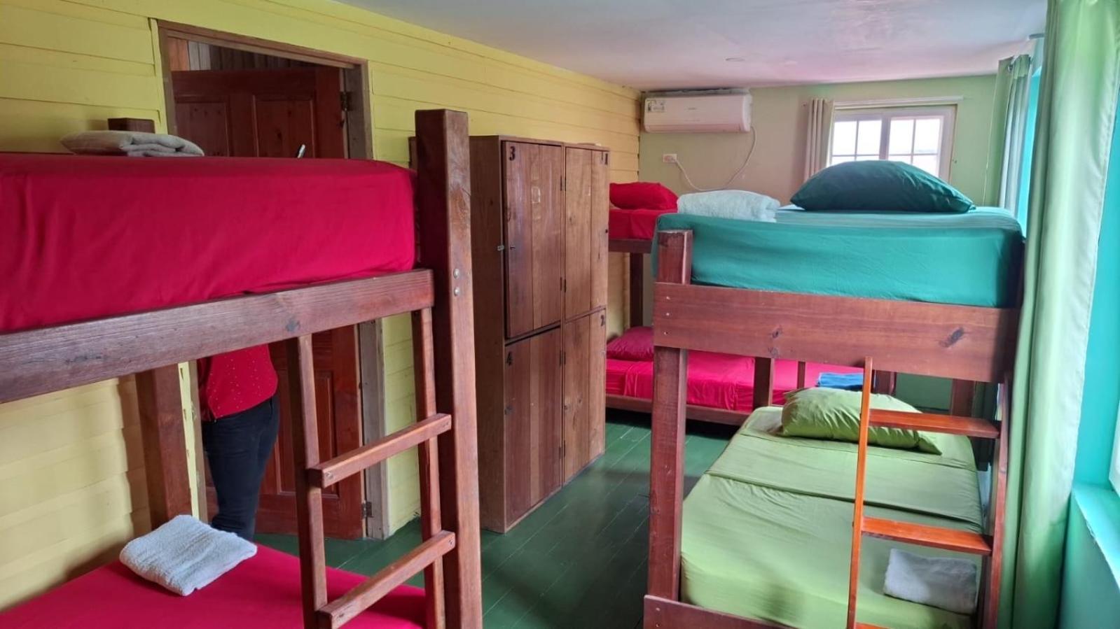 Hostal Cay Bastimentos Extérieur photo